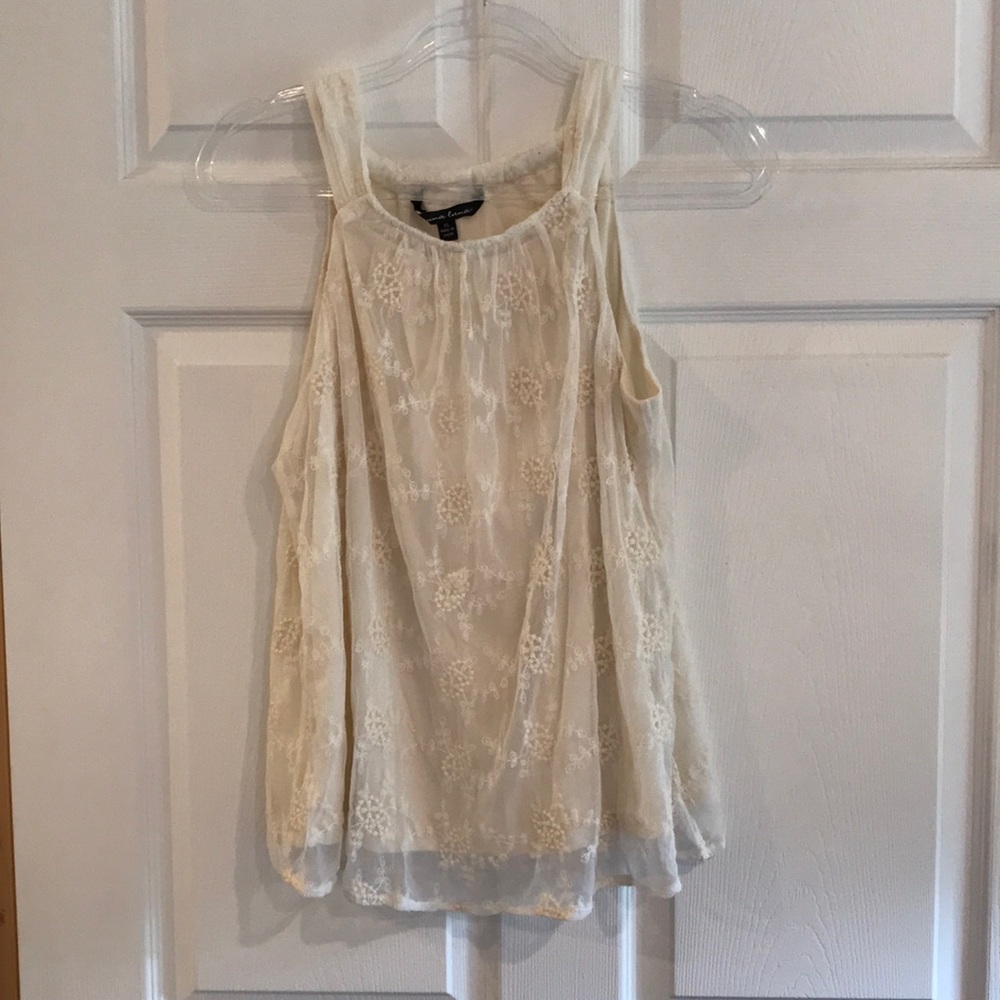 Mariana luna lace top